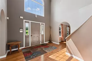531 Stirrup Dr, Hempfield Township, PA 15601 - Photo 3