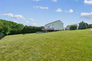 531 Stirrup Dr, Hempfield Township, PA 15601 - Photo 35