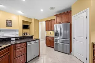 126 Lipinwood Dr, Chippewa Township, PA 15010 - Photo 9