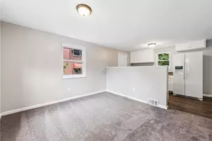 9226 Valley St, Pittsburgh, PA 15235 - Photo 3