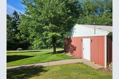 19 Woodrow St, Twp of But NE, PA 16045 - Photo 39