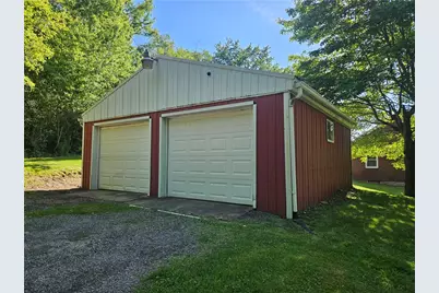 19 Woodrow St, Twp of But NE, PA 16045 - Photo 3