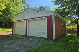 19 Woodrow St, Twp of But NE, PA 16045 - Photo 3