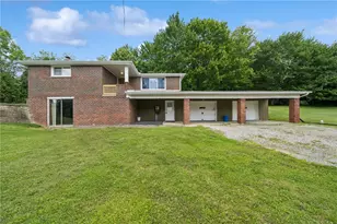 40 Peters Rd, Hempfield Township, PA 15601 - Photo 1