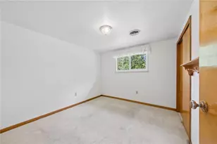 40 Peters Rd, Hempfield Township, PA 15601 - Photo 17