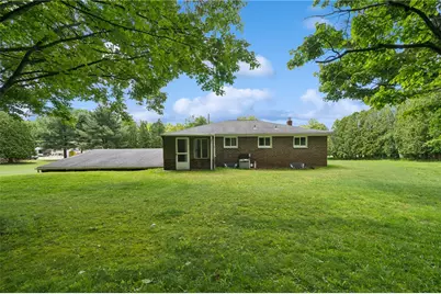 40 Peters Rd, Hempfield Township, PA 15601 - Photo 3
