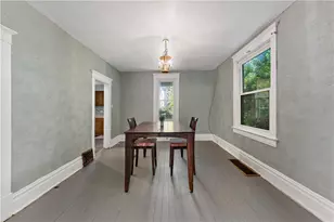 228 W 4th St, Greensburg, PA 15601 - Photo 7