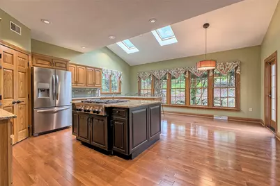 33 Hawthorne Ln, Irwin, PA 15642 - Photo 21