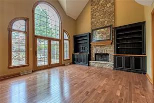 33 Hawthorne Ln, Irwin, PA 15642 - Photo 25