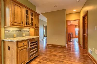 33 Hawthorne Ln, Irwin, PA 15642 - Photo 27