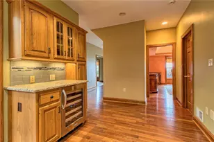 33 Hawthorne Ln, Irwin, PA 15642 - Photo 27