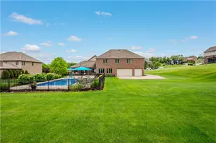 103 Blackmore Dr, Peters Township, PA 15367 - Photo 5