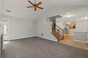 714 Spencer Woods Dr, Pittsburgh, PA 15116 - Photo 7