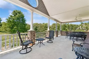 1010 Augusta Cir, North Huntingdon, PA 15642 - Photo 31