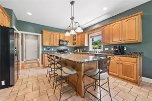 1010 Augusta Cir, North Huntingdon, PA 15642 - Photo 5