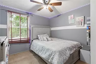 121 Penncrest Dr, White Oak, PA 15131 - Photo 25
