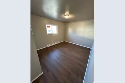 202 Meldon Ave #4, Donora, PA 15033 - Photo 5