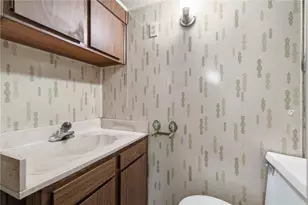 1003 Hazel St, New Castle, PA 16101 - Photo 37