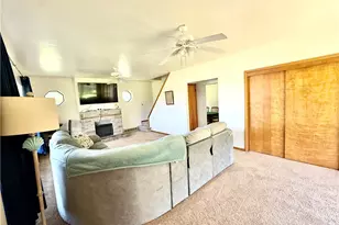 320 N Cascade St, New Castle, PA 16101 - Photo 5
