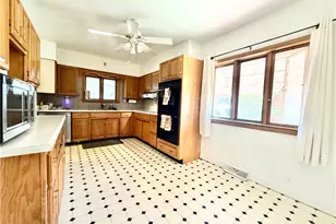 320 N Cascade St, New Castle, PA 16101 - Photo 7