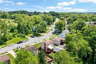 408 Meade Dr, Moon/Crescent Twp, PA 15108 - Photo 29