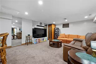 2347 Casswell Dr, Bethel Park, PA 15102 - Photo 25
