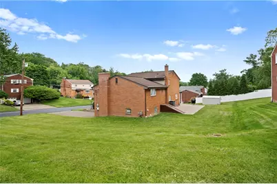 2347 Casswell Drive, Bethel Park, PA 15102 - Photo 33
