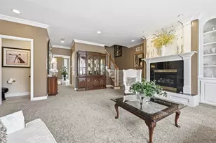 532 E Vanderbilt Dr, Adams Township, PA 16046 - Photo 5