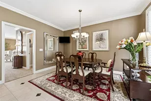 532 E Vanderbilt Dr, Adams Township, PA 16046 - Photo 9