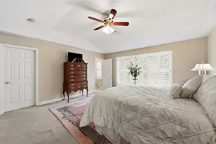 532 E Vanderbilt Dr, Adams Township, PA 16046 - Photo 23