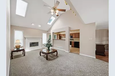 8 Pristine Pl, Cecil, PA 15317 - Photo 5