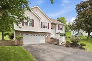 8 Pristine Pl, Cecil, PA 15317 - Photo 1