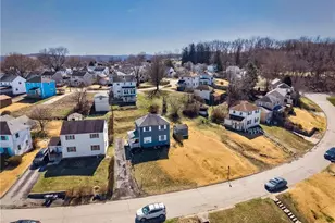 612 Independence Dr, Clairton, PA 15025 - Photo 33