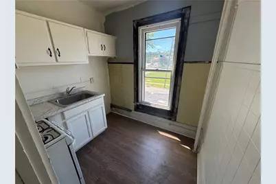 516 3rd St, California, PA 15419 - Photo 17