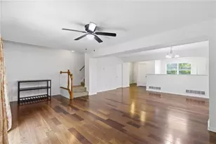 402 Berrington Ct, Bethel Park, PA 15102 - Photo 7