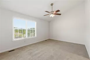 402 Berrington Ct, Bethel Park, PA 15102 - Photo 17