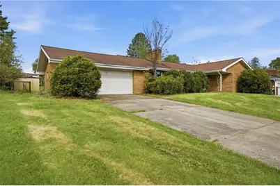 4104 Burnsire Dr, Irwin, PA 15642 - Photo 5