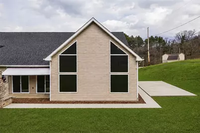 10 Walker St, Collier Township, PA 15071 - Photo 7