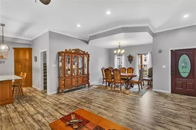 10 Walker St, Collier Township, PA 15071 - Photo 9