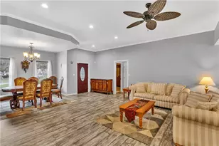 10 Walker St, Collier Township, PA 15071 - Photo 13