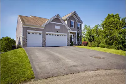 229 W Country Barn Rd, Chartiers, PA 15342 - Photo 3