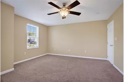 229 W Country Barn Rd, Chartiers, PA 15342 - Photo 33