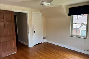 633 Crystal Dr, Pittsburgh, PA 15228 - Photo 25