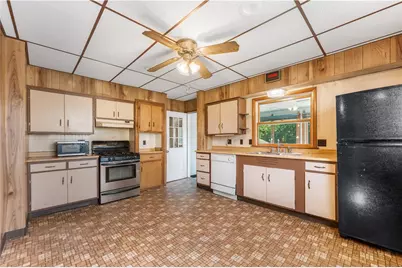 4730 Fourth Avenue, Beaver Falls, PA 15010 - Photo 17