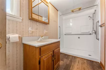 4730 Fourth Avenue, Beaver Falls, PA 15010 - Photo 31