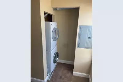 601 52nd St, Pittsburgh, PA 15201 - Photo 11