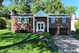 5025 Windover Dr, Robinson Twp, PA 15205 - Photo 1