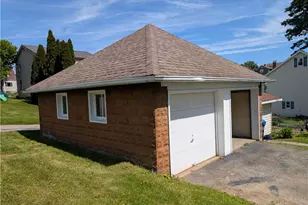 109 S 5th St, Youngwood, PA 15697 - Photo 7
