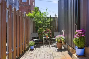 5258 Dresden Wy, Pittsburgh, PA 15201 - Photo 31