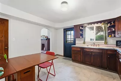 5258 Dresden Way, Pittsburgh, PA 15201 - Photo 13